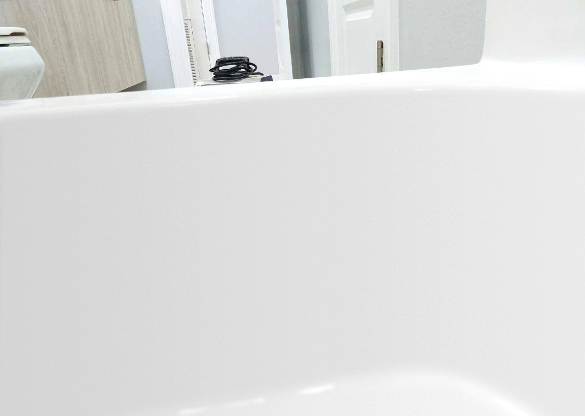 Fiberglass Tub Refinishing - After Transformation